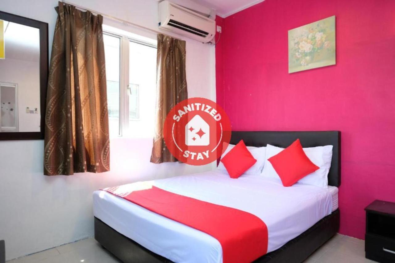 Oyo 603 Sri Padang Inn Куантан Экстерьер фото