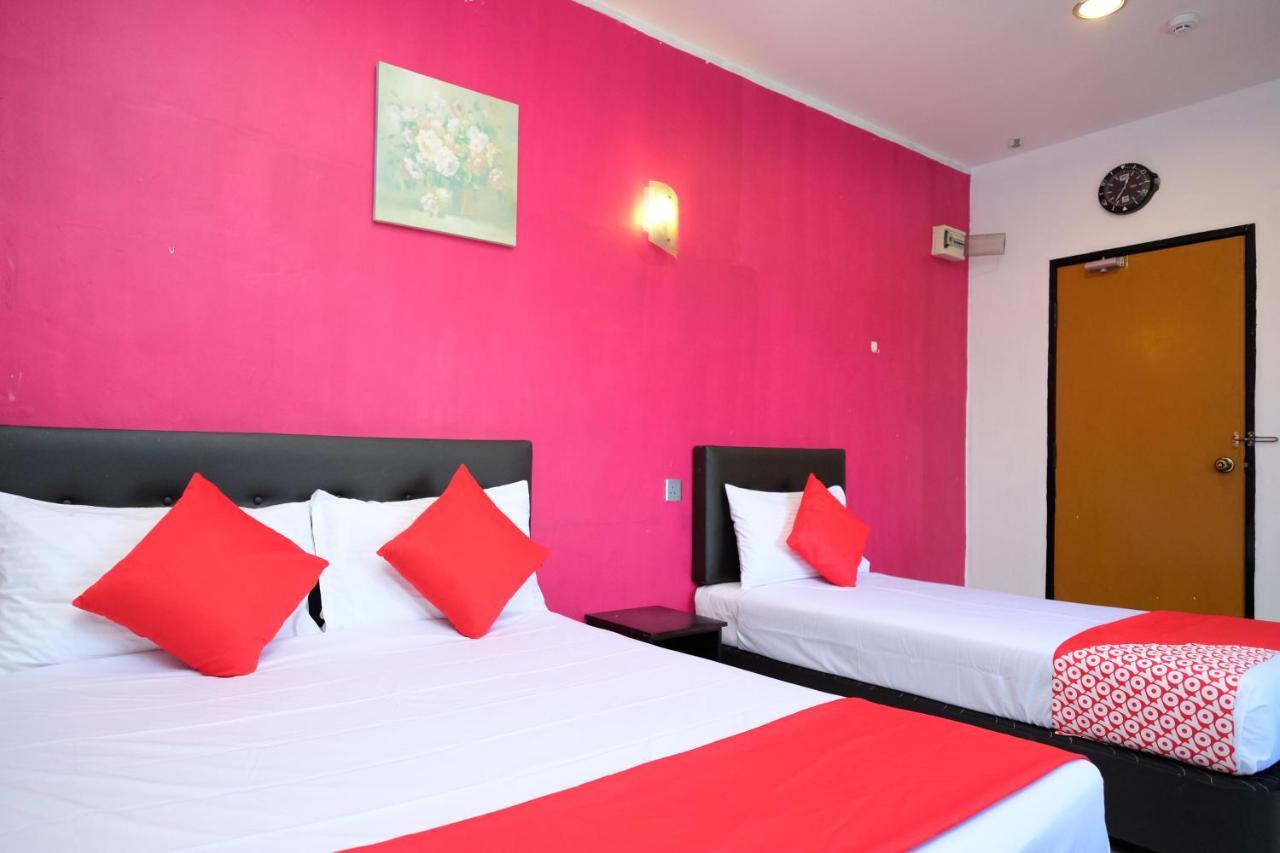 Oyo 603 Sri Padang Inn Куантан Экстерьер фото