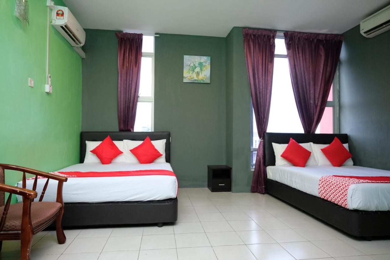 Oyo 603 Sri Padang Inn Куантан Экстерьер фото