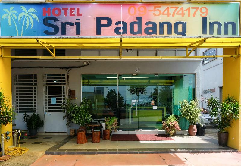 Oyo 603 Sri Padang Inn Куантан Экстерьер фото