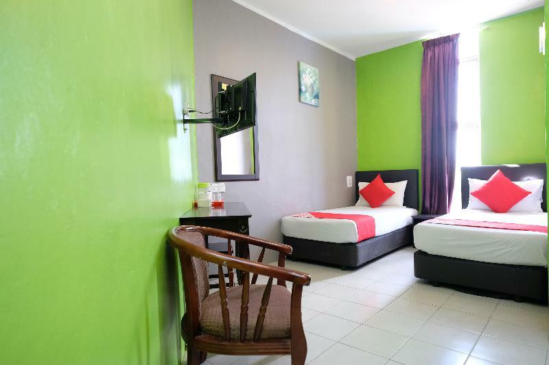 Oyo 603 Sri Padang Inn Куантан Экстерьер фото