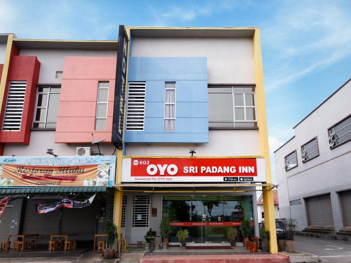 Oyo 603 Sri Padang Inn Куантан Экстерьер фото