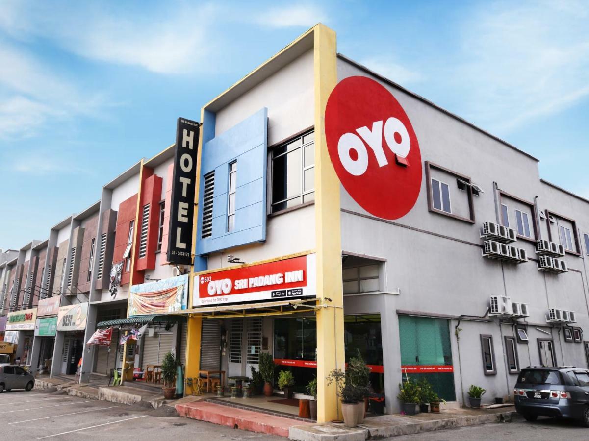 Oyo 603 Sri Padang Inn Куантан Экстерьер фото
