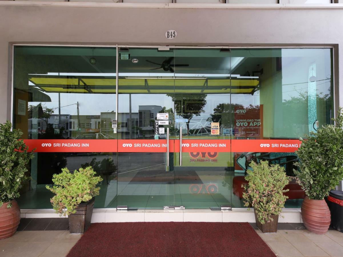 Oyo 603 Sri Padang Inn Куантан Экстерьер фото